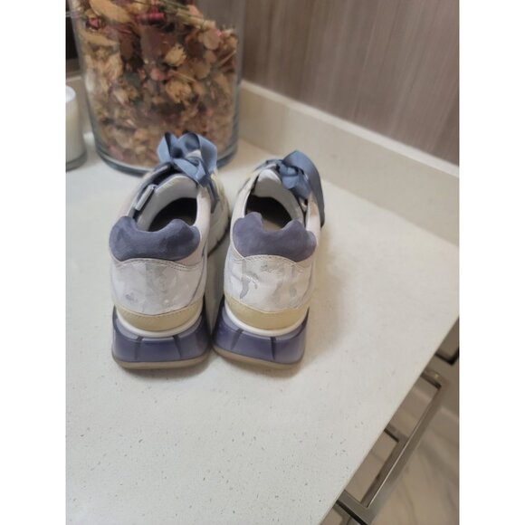 Softwaves Sneaker Size 37 - Picture 3 of 8